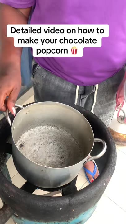Full detailed video on how to make chocolate popcorn with your cooking pot for free #PopcornBusiness #chocolatepopcorn
