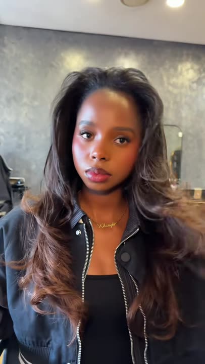This hair colour is sickening!😭🤍 Hair: @Calabashbeauty.za 3 20inch Straight Ombré bundles Salon: Hair & Beauty Lounge, Grayston Shopping Centre, Sandton, Johannesburg 011 783 2032 (Ask for Peter) Price: R1000 (excluding bundles) #hairtransformation#blackgirlhairstyles #flipoversewin #tiktoksouthafrica& #fypage