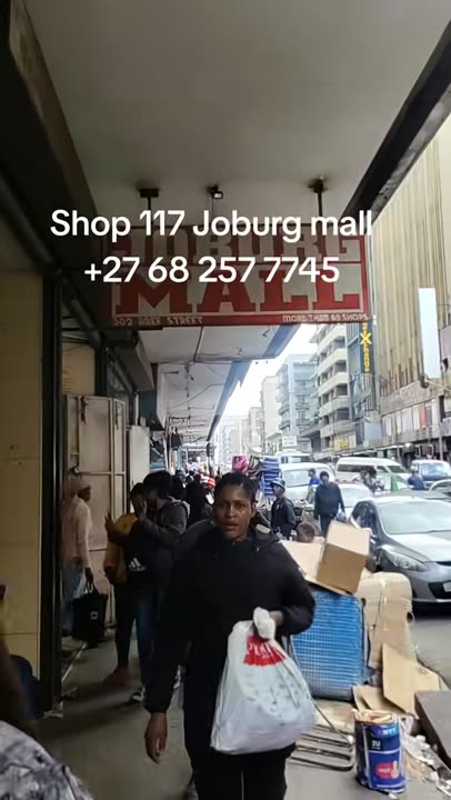 #queenofplugs #johannesburg #sa #gadget #projector