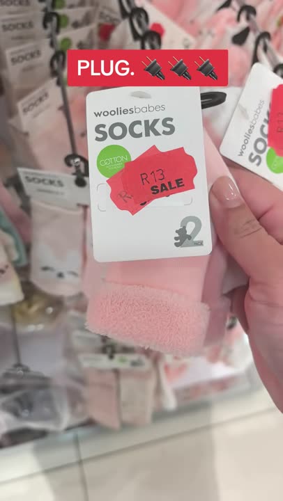 Woolworths baby clothing bargains - socks R12, onesies, beanies. Parent budget plug.