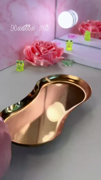 POV: you made a candle that looks like tiny jewelry. ❤️✨ #candletok #diy #asmr #handmade #craft